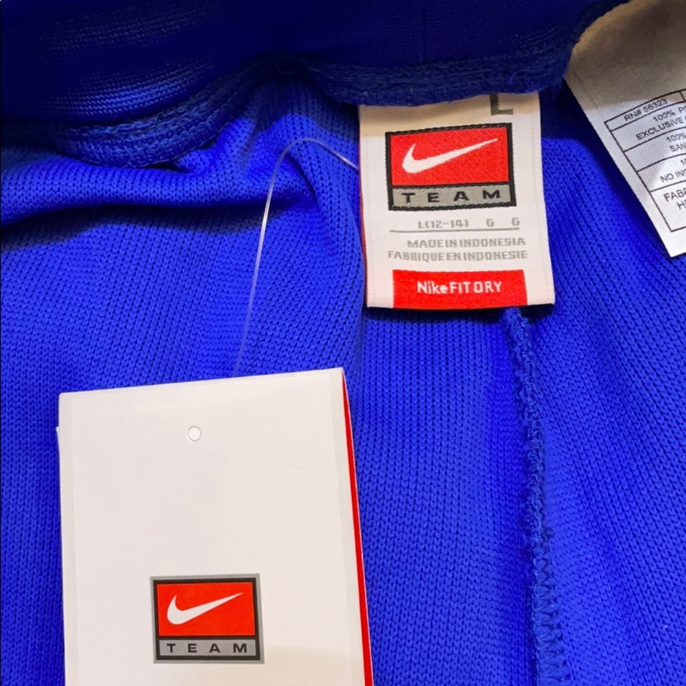 Nike pants - Picture 3 of 3